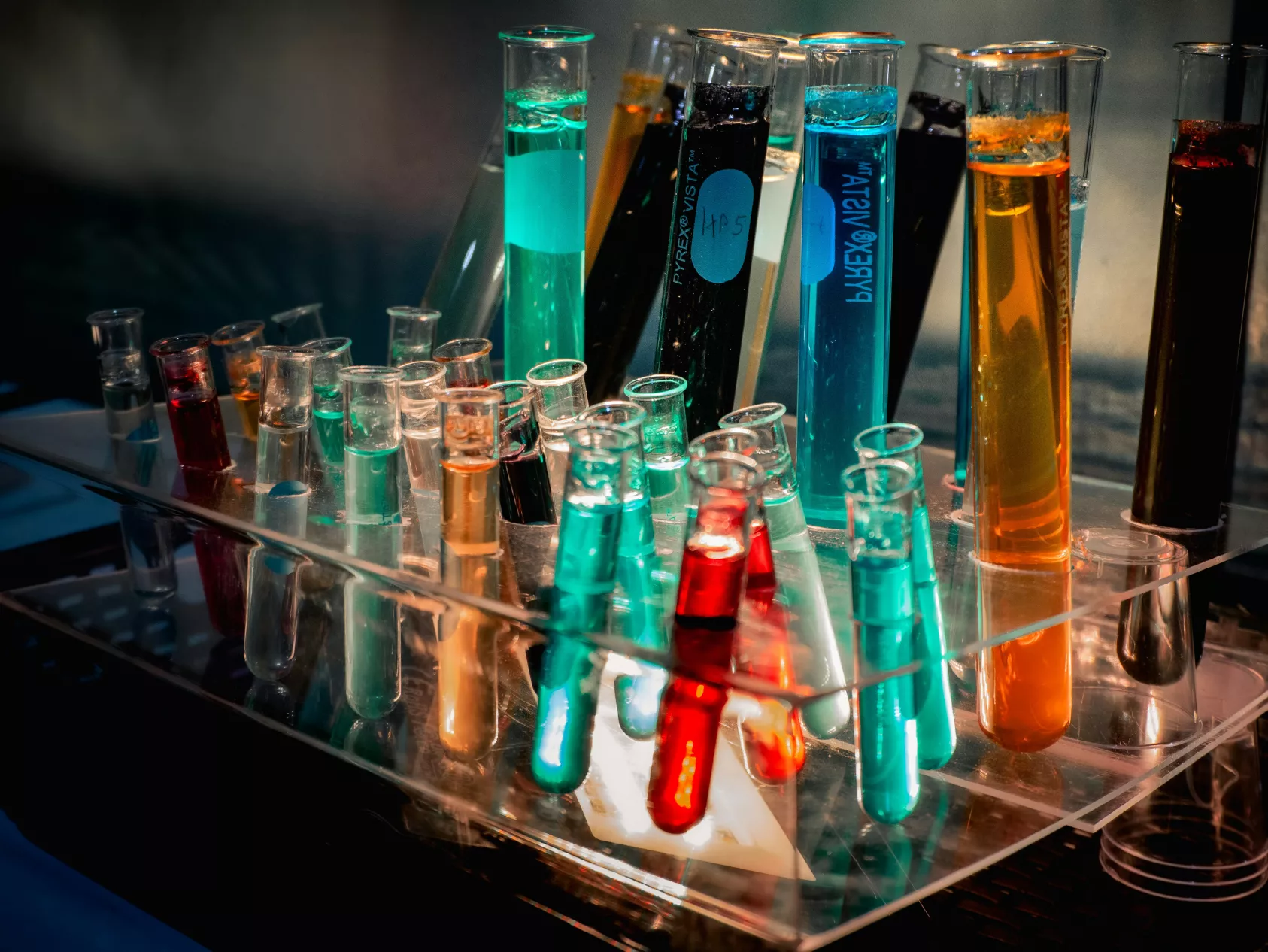 Potential safer substitutes for PFAS